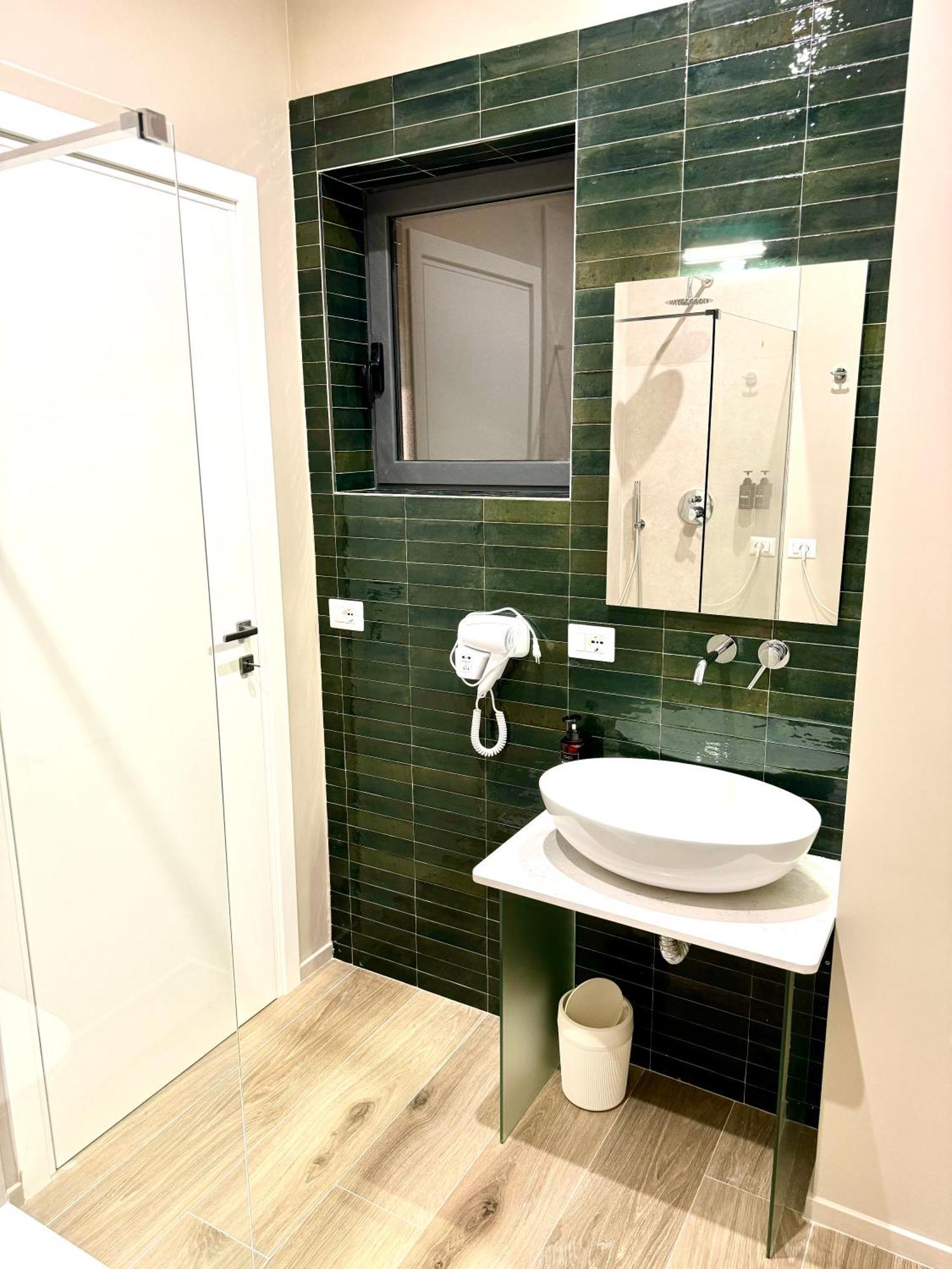 Dimora Fralu Hotel Бари Екстериор снимка