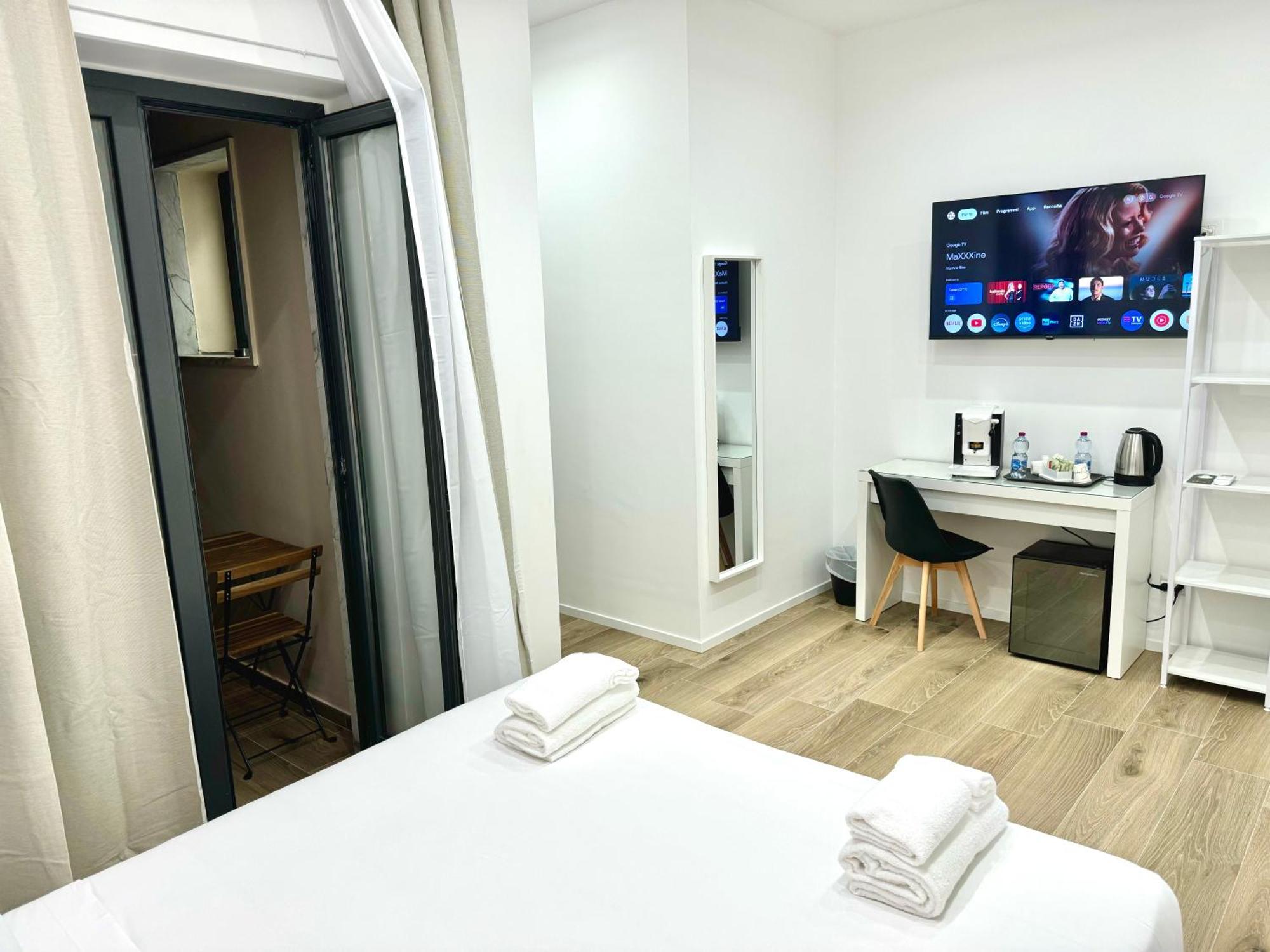 Dimora Fralu Hotel Бари Екстериор снимка