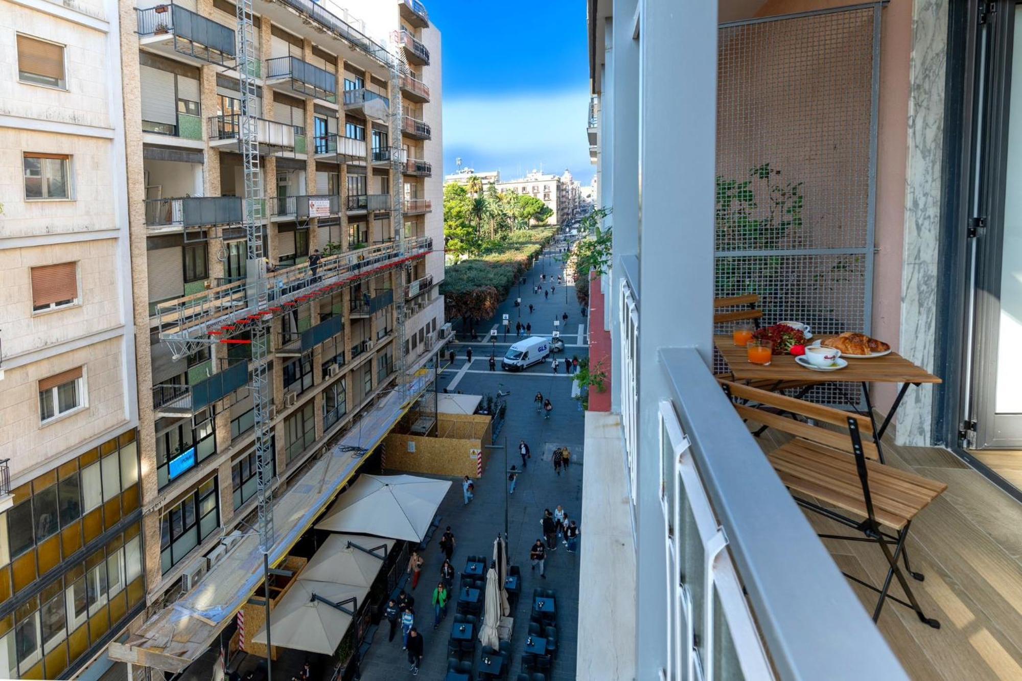 Dimora Fralu Hotel Бари Екстериор снимка